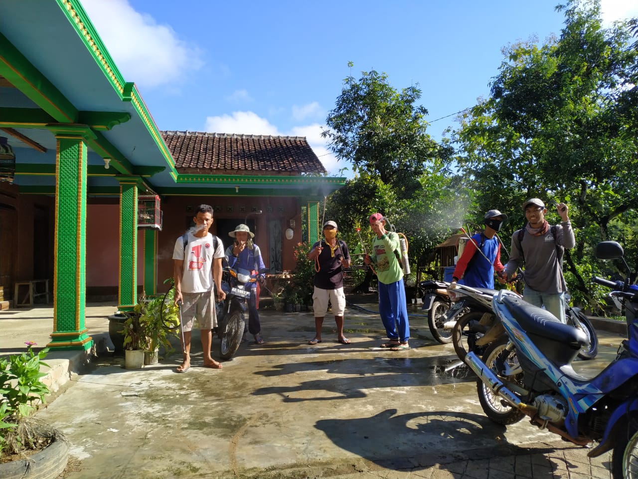 DISINFEKTAN  RABU 20 MEI 2020